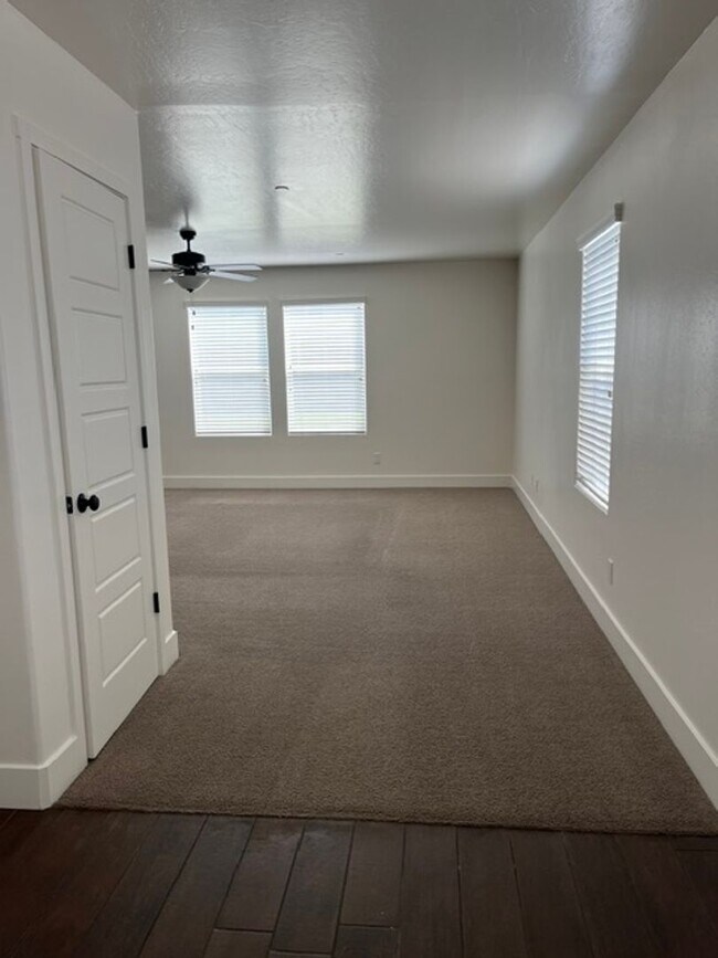 Building Photo - 6520 Acton Ct