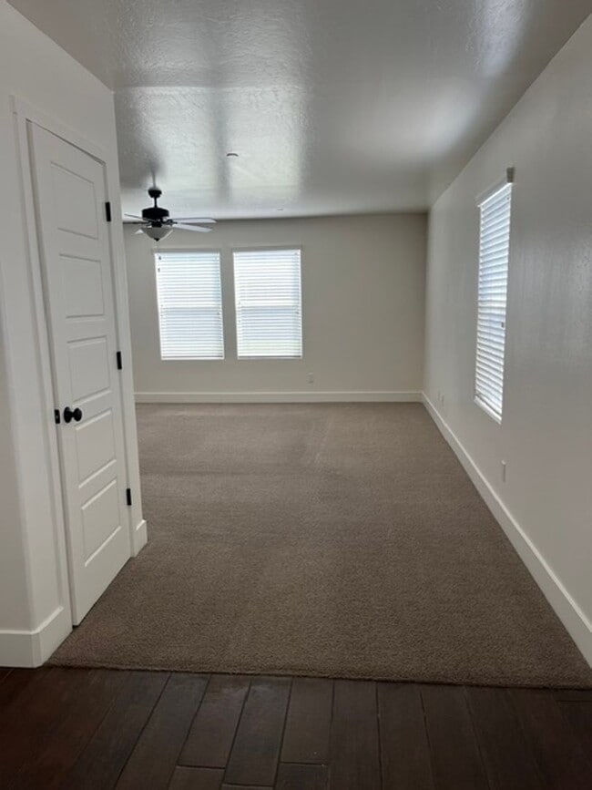 Foto del edificio - 6520 Acton Ct