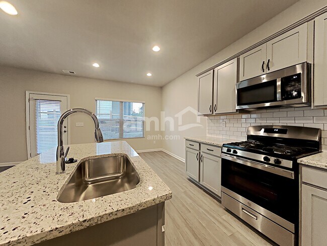 Foto del edificio - 339 Winston Cir
