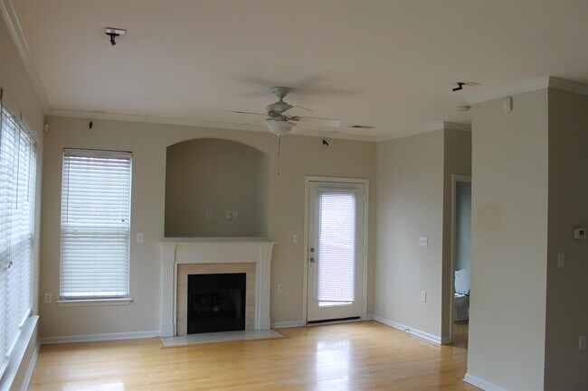 Building Photo - 14040 Castle Abbey Ln