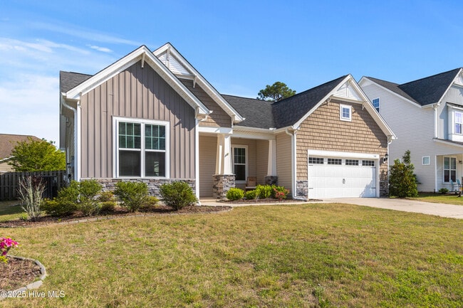 Building Photo - 344 Belvedere Dr