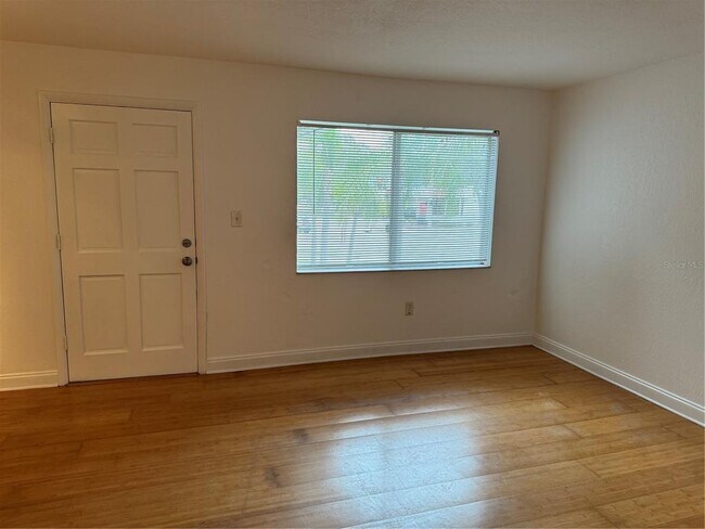 Foto del edificio - 3914 W Neptune St