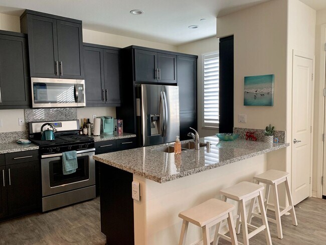 Foto del edificio - Townhome for rent at Bayside Landing in Im...