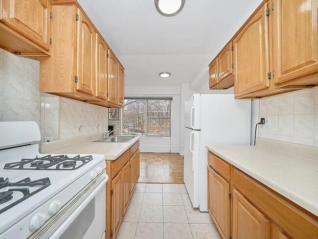 Foto del edificio - 115 Ashland Pl