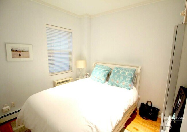 Foto del edificio - 126 E 31st St