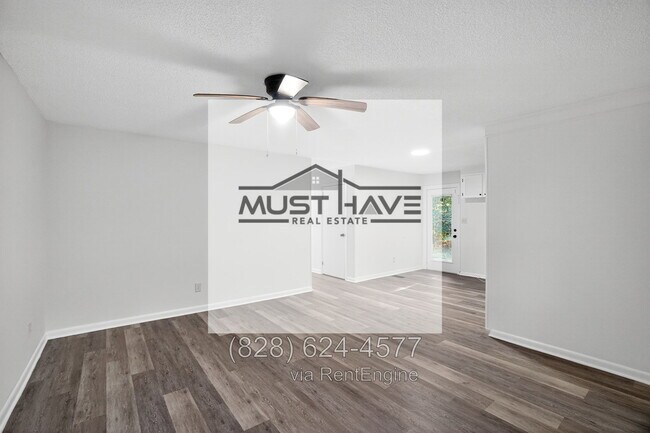 Foto del edificio - 1494 Carpenter St