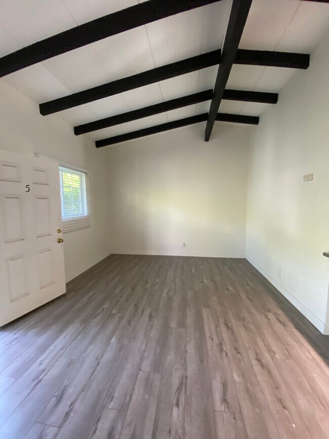 Foto del edificio - 3644 Watseka Ave