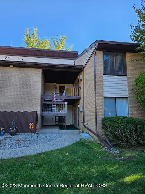 Building Photo - 25 Meadow Green Cir