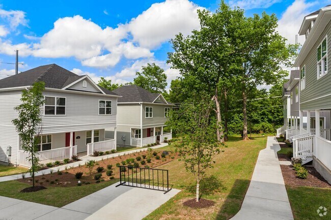 Building Photo - 668 Whitham Ave