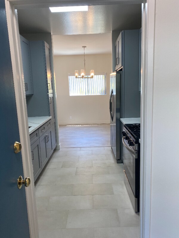 Foto del edificio - 12840 Moorpark St