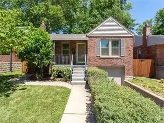 Building Photo - 8739 White Ave