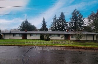 Building Photo - 5160 NE Willamette Ave