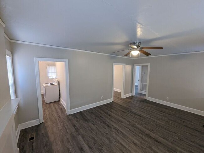 Foto del edificio - Newly Updated 2 bedroom home Near Downtown...
