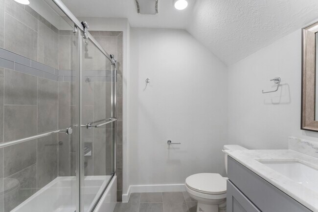 Foto del edificio - 14 Jetty Point Dr