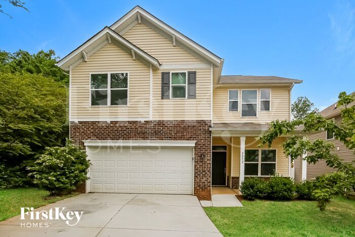Foto principal - 9232 Evans Creek Ct
