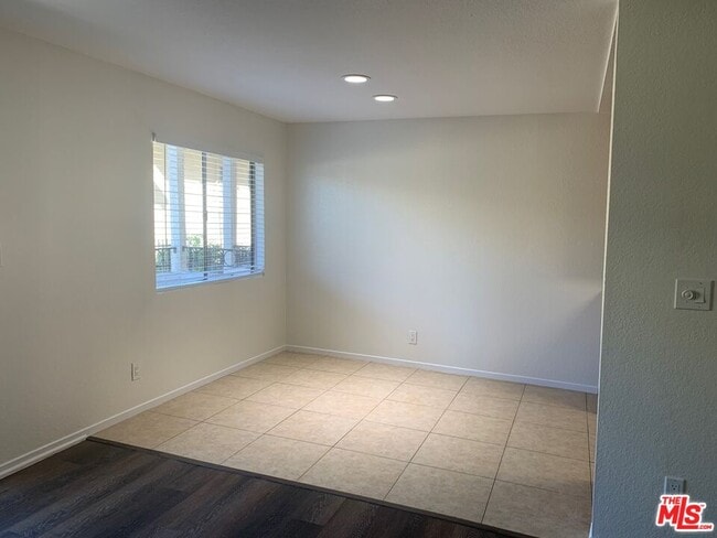 Building Photo - 4353 Coldwater Canyon Ave