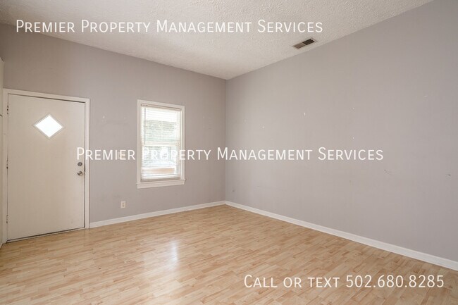 Photo - 633 Lynn St Apartment