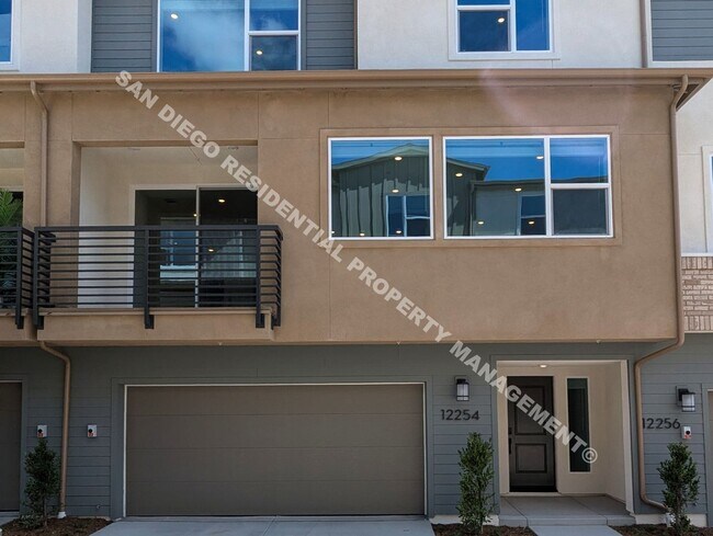 Foto del edificio - 12254 Riley Ln