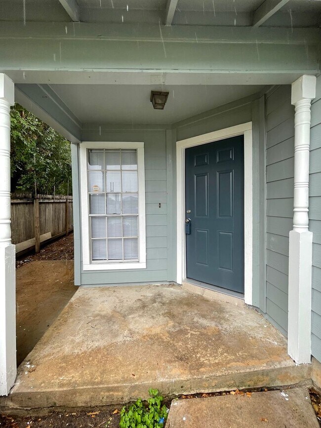 Building Photo - Leafield - JLCC