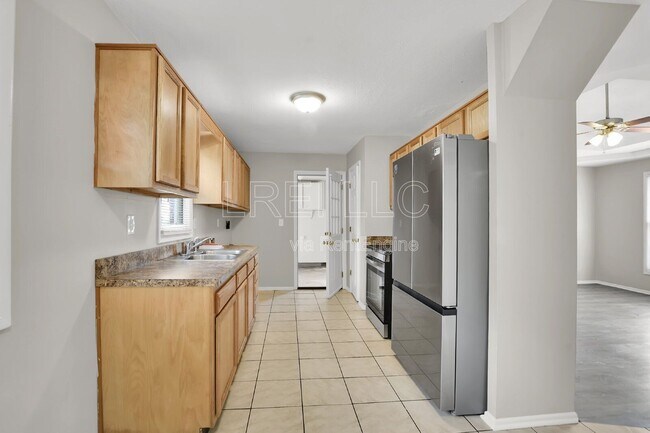 Foto del edificio - 6701 Barfield Rd