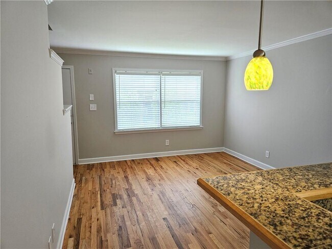 Foto del edificio - 2232 Dunseath Ave NW