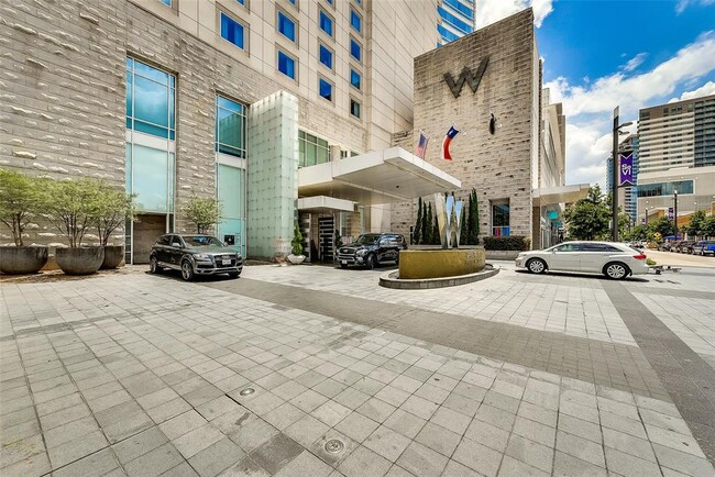 Foto del edificio - 2340 Victory Park Ln