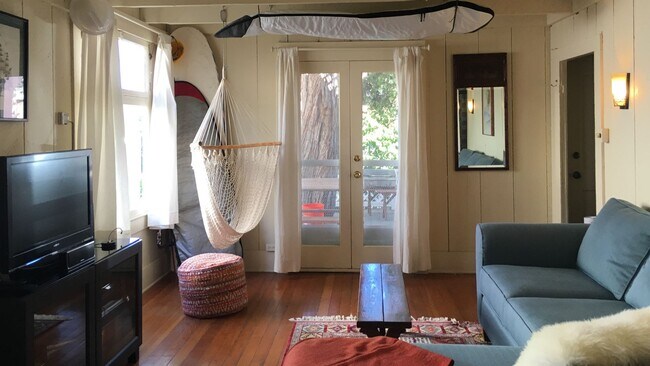 Foto del edificio - 242-236 Beach Street