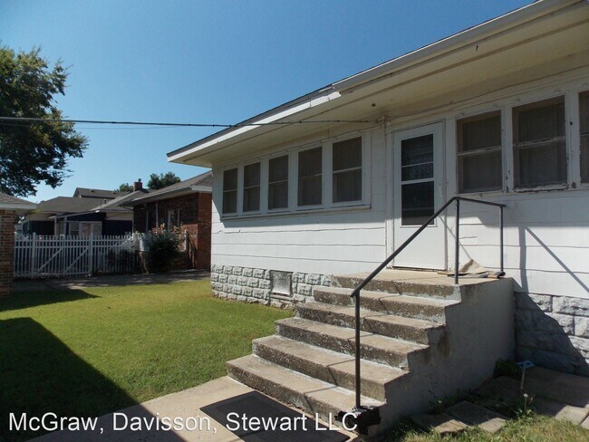 Foto del edificio - 4 br, 1 bath House - 1011 S. Macomb