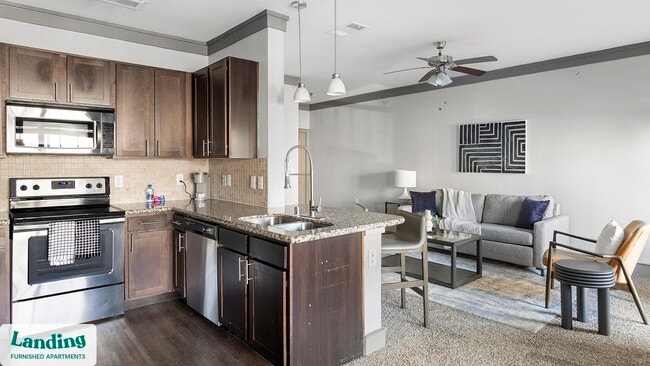 Foto del edificio - 4689 Mustang Pkwy