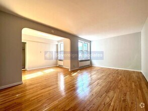 Building Photo - 500 Kappock St