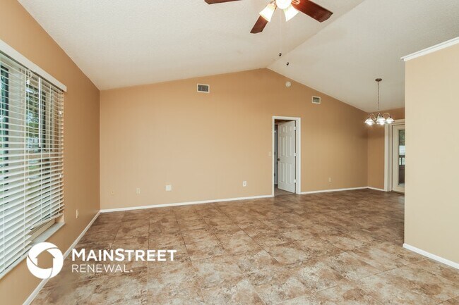 Foto del edificio - 912 Gatewood Ct NE