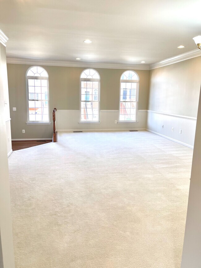 Building Photo - 43725 Piedmont Hunt Ter