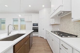 Building Photo - 31019 Star Gazer Rd