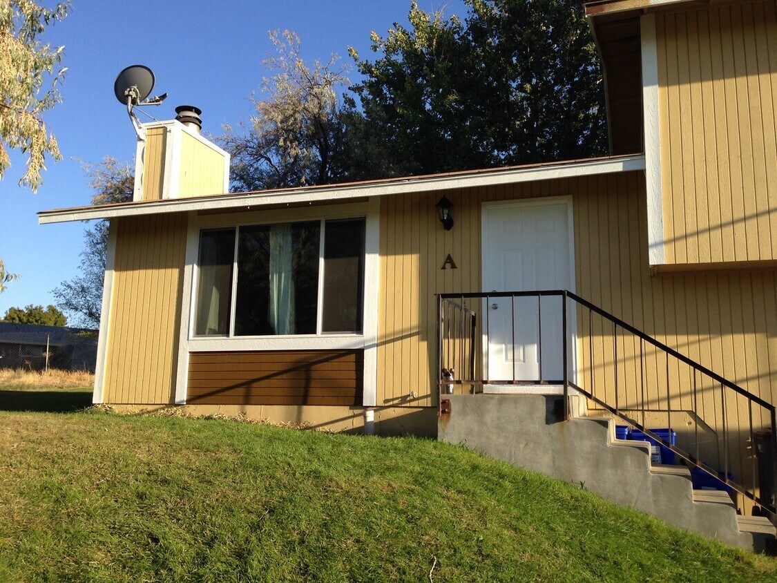 Foto principal - 1005 S Zillah Ct