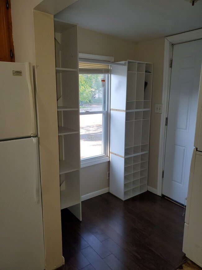 Foto del edificio - 2820 Stinson Blvd NE