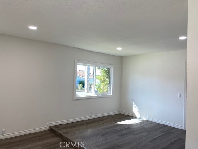 Building Photo - 24621 Dardania Ave