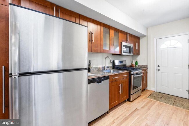 Foto del edificio - 1229 18th St NE