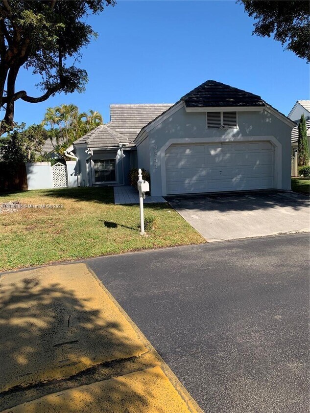 9941 NW 47th Terrace, Doral, FL 33178 House Rental in Doral, FL