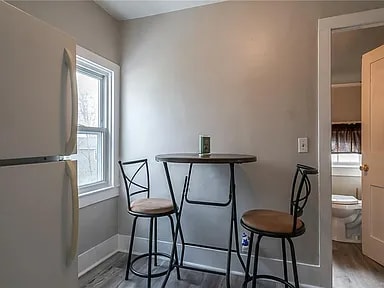 Foto del edificio - 10 North St