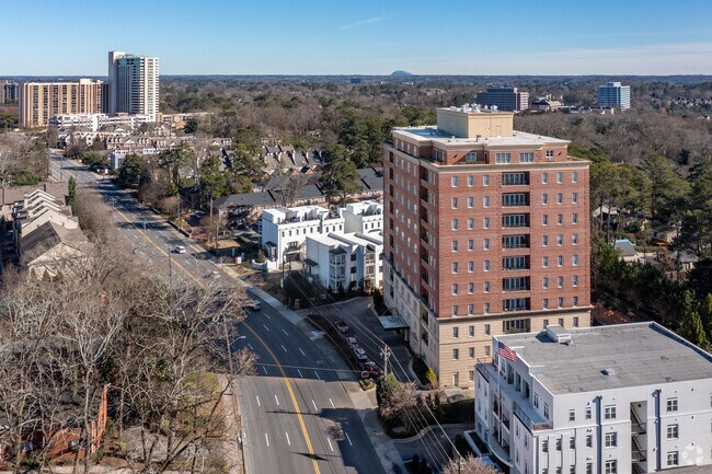 Contexto - Winston Condominiums
