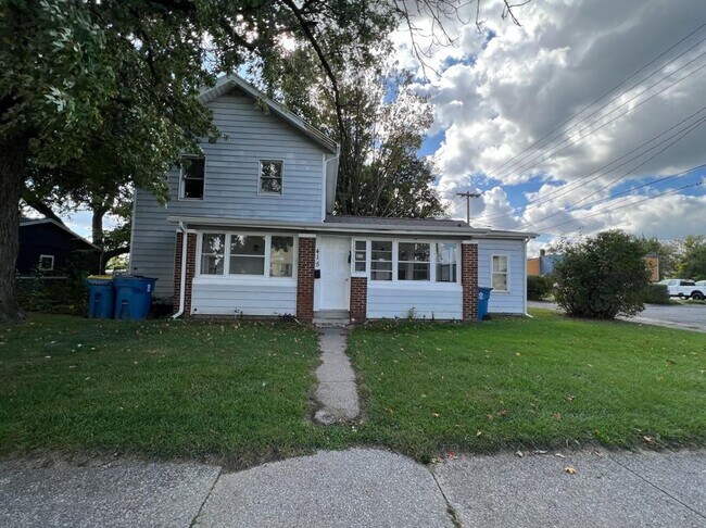 Foto del edificio - 415 E Broadway St