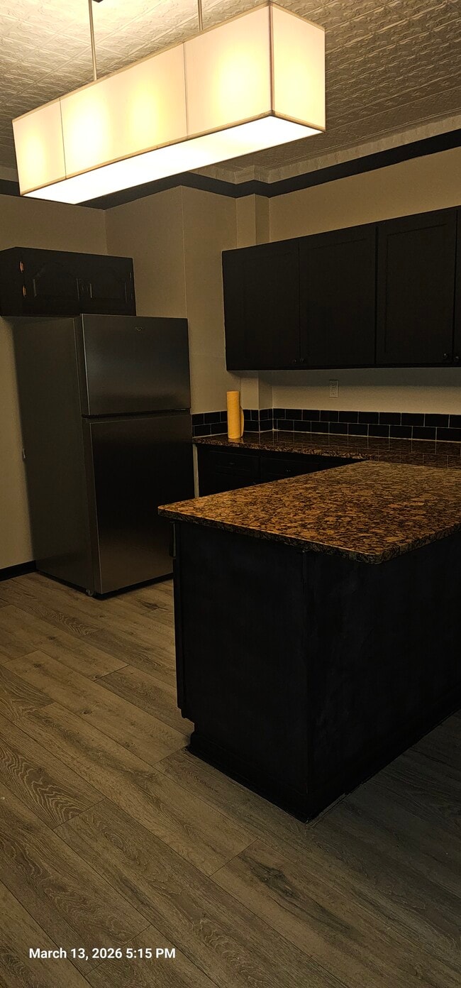 Building Photo - 119 Glen St