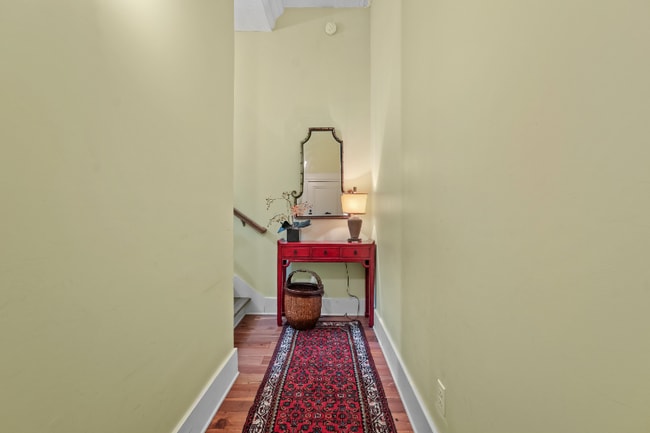 Building Photo - 4 Beaufain St