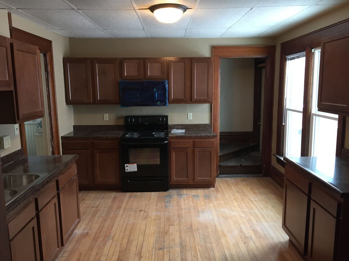 Scott, 724 Apartment for Rent in Oshkosh, WI