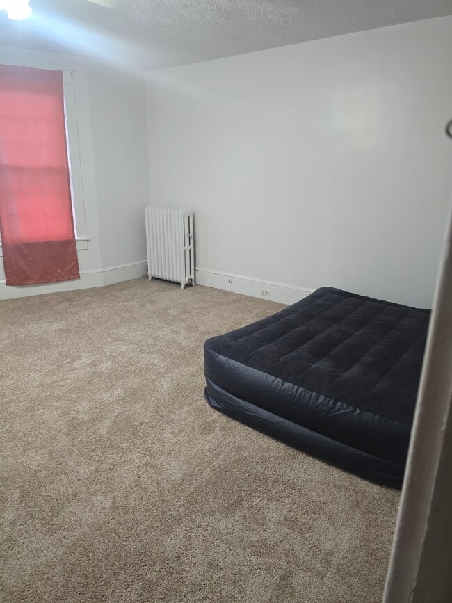 Building Photo - 87 Dana St