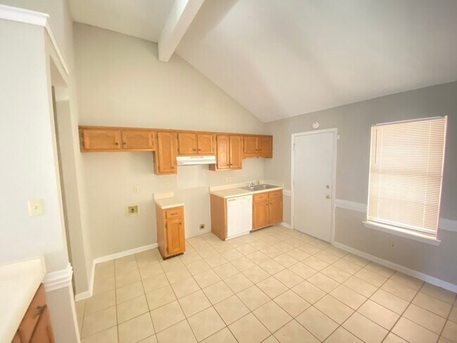 Foto del edificio - 5541 Oak Branch Cir - Available Now!
