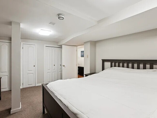 Foto del edificio - 2609 11th St NW