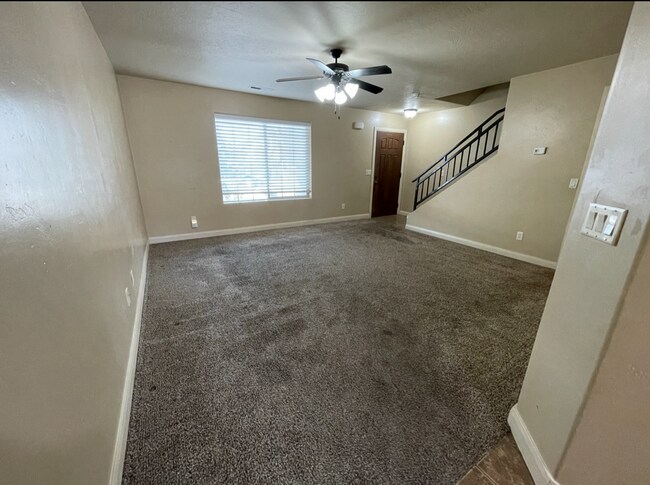 Building Photo - Stunning Cedar Townhome