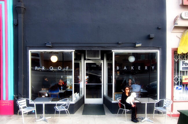 Foto del edificio - 3829 Glenfeliz Boulevard