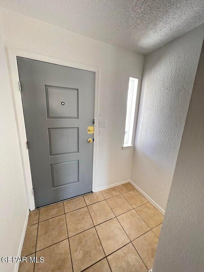 Foto del edificio - 1529 Jim Colbert Ln